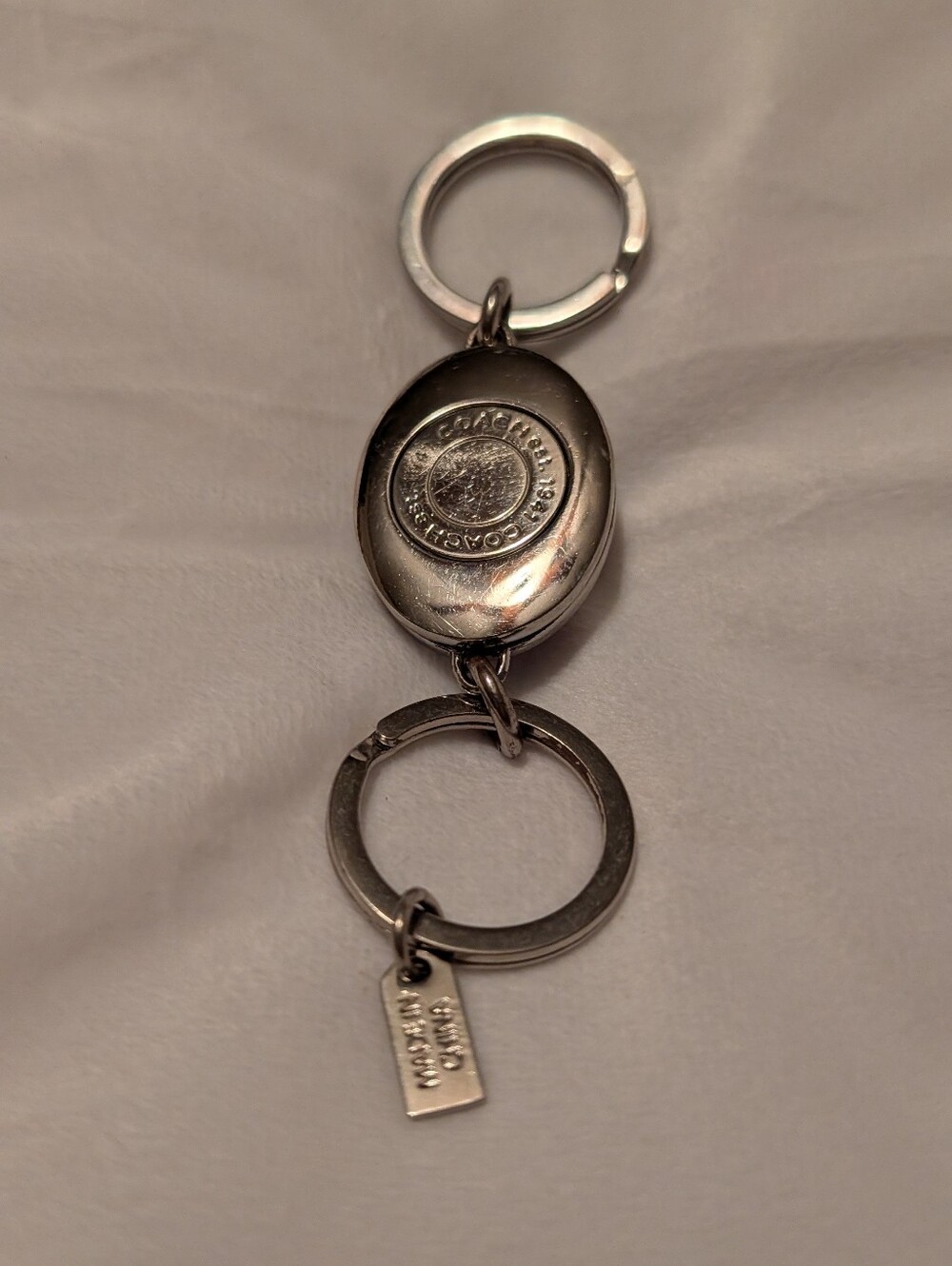 Coach Legacy Stripe Turnlock Valet Keychain GUC - Picture 3 of 4